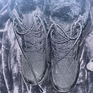 L.L. Bean Black Ankle Boots with Fur Lining
